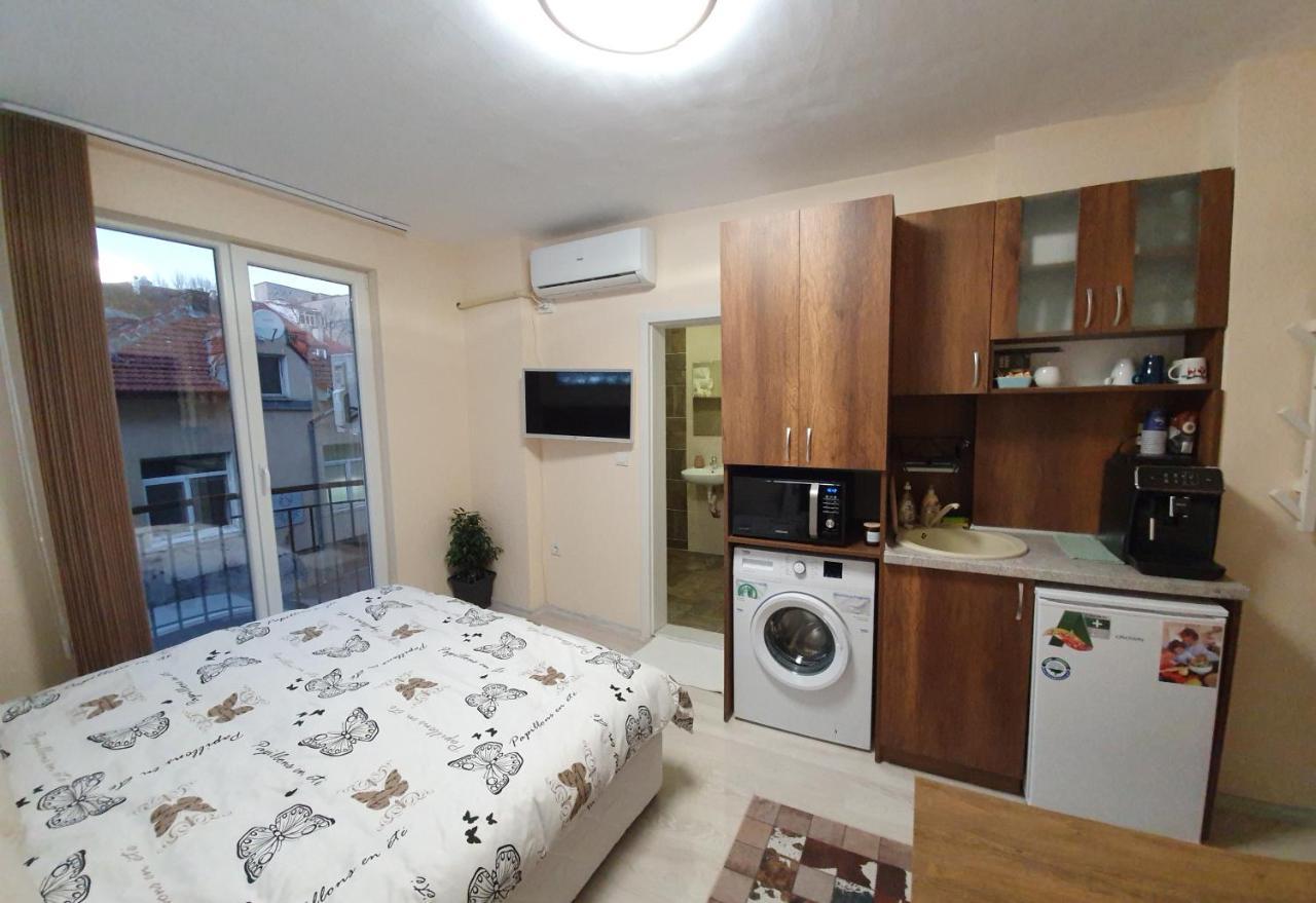 Apartment Malavi Dv1 Small Center